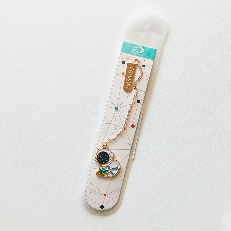 Astronaut Bookmark – Metal Space Bookmark for Book Lovers